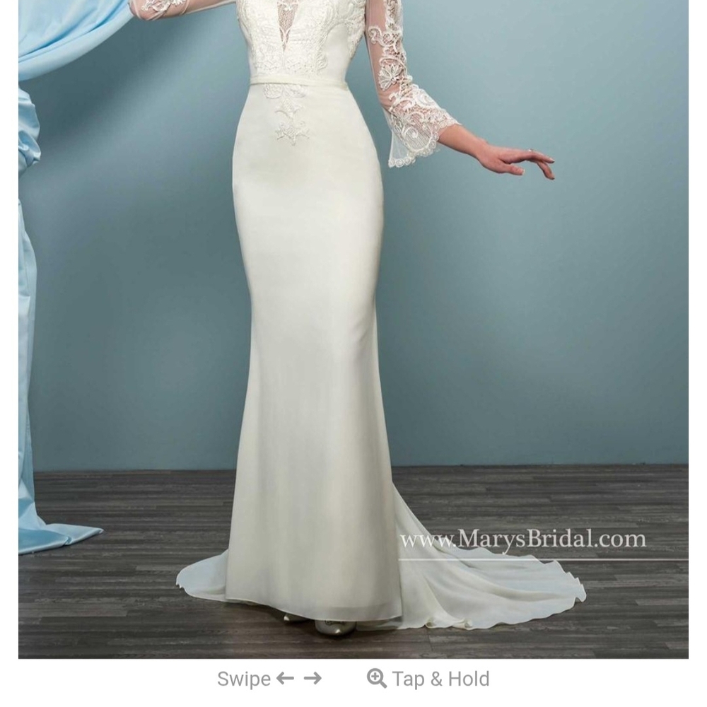 Mary's Bridal Cream Lace-Sleeve Fitted Mermaid Gown